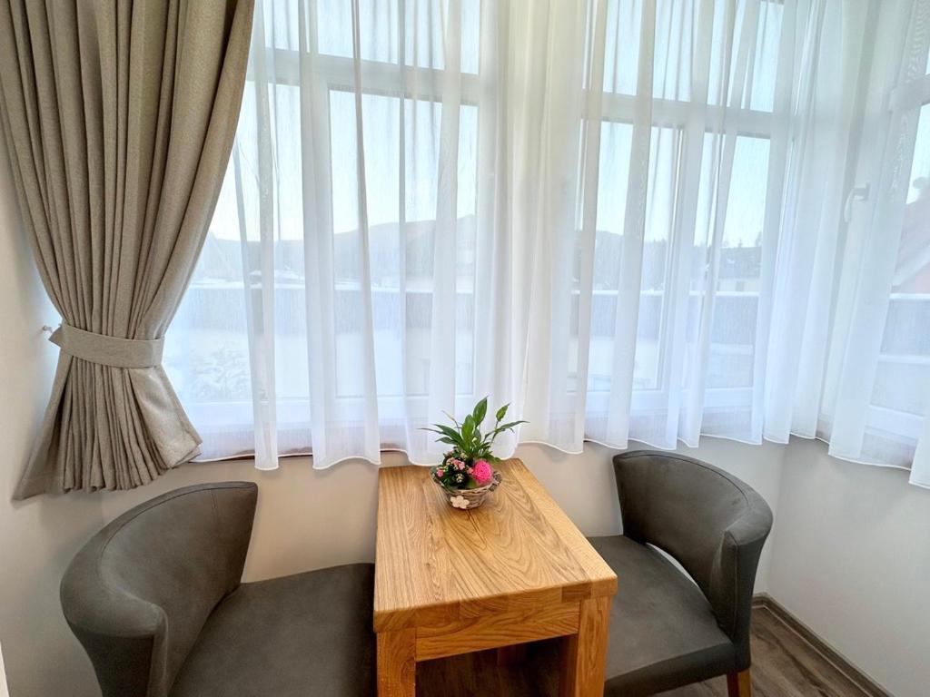 Synek Pension Špindlerŭv Mlýn Exteriör bild