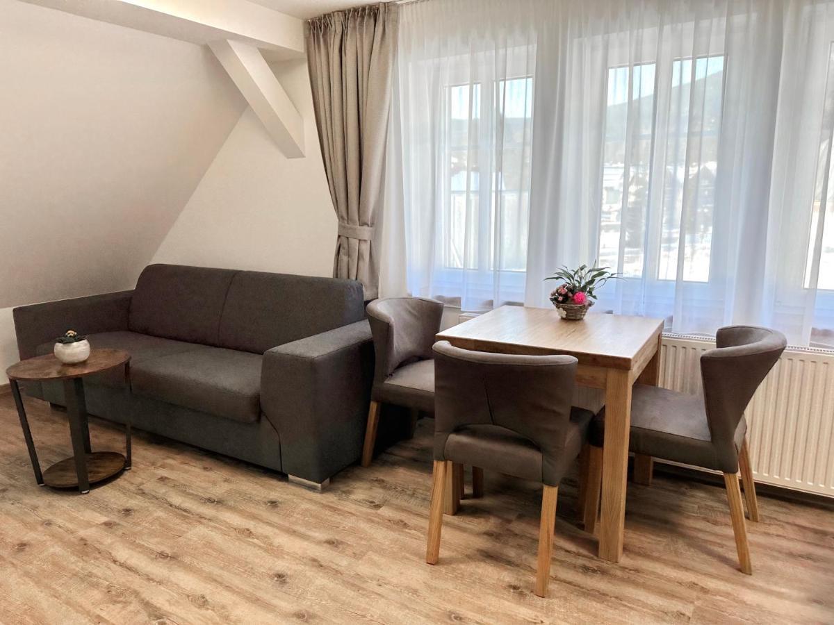 Synek Pension Špindlerŭv Mlýn Exteriör bild